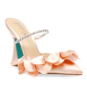 Betsey Johnson Original Jayde Nude Sandal.   Size 8.5